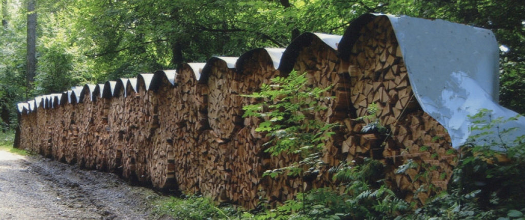 Holzabdeckblachen / Blachen zum Holzdecken